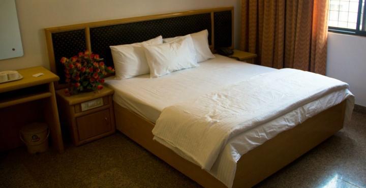 Oyo 539 Hotel Pearl Inn Bangalore Dış mekan fotoğraf