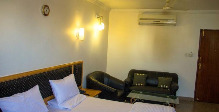 Oyo 539 Hotel Pearl Inn Bangalore Dış mekan fotoğraf