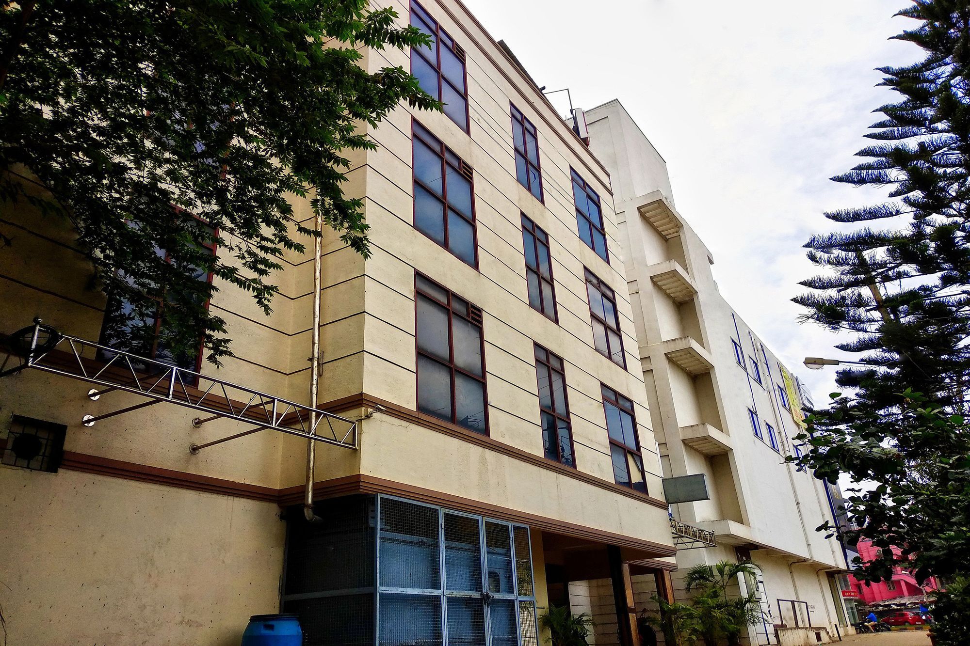 Oyo 539 Hotel Pearl Inn Bangalore Dış mekan fotoğraf