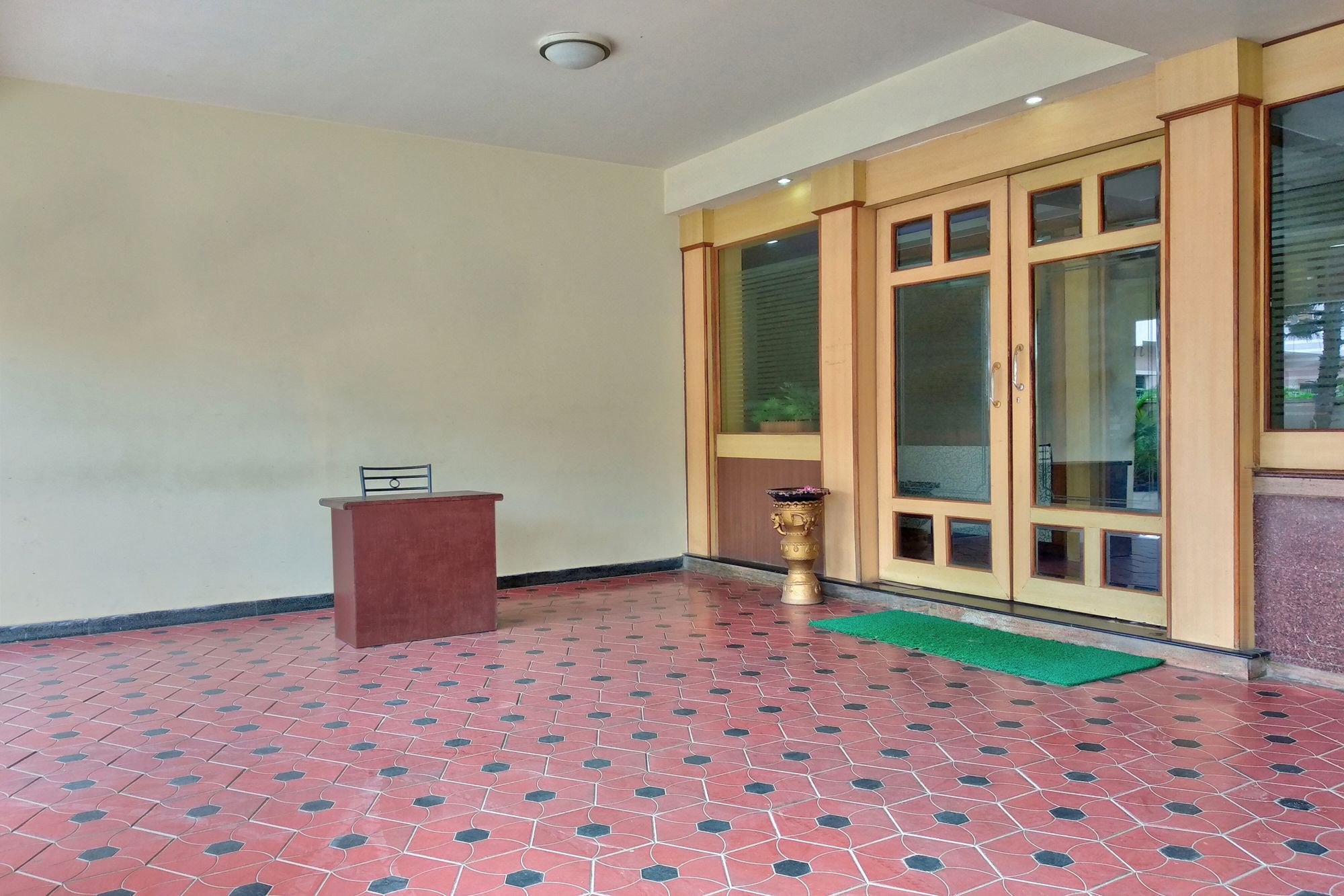 Oyo 539 Hotel Pearl Inn Bangalore Dış mekan fotoğraf